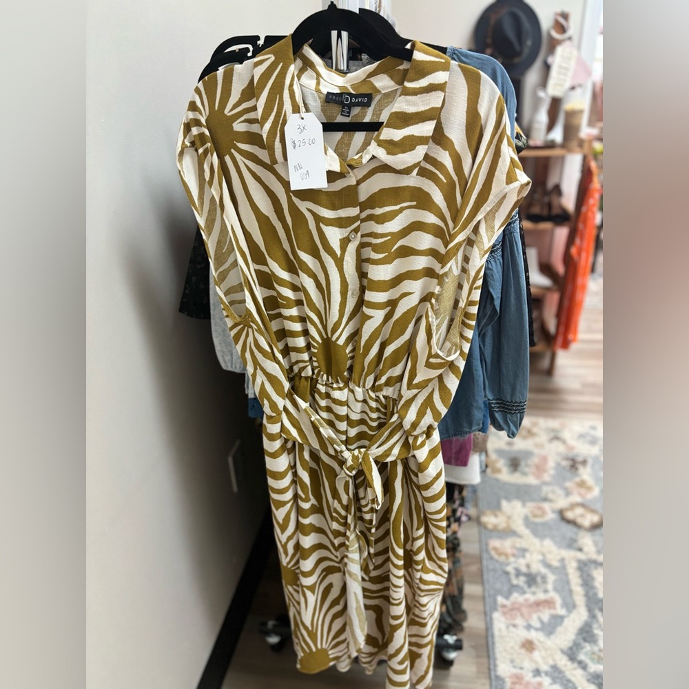 Davi & Dani Zebra Print Midi Dress - Brown and White